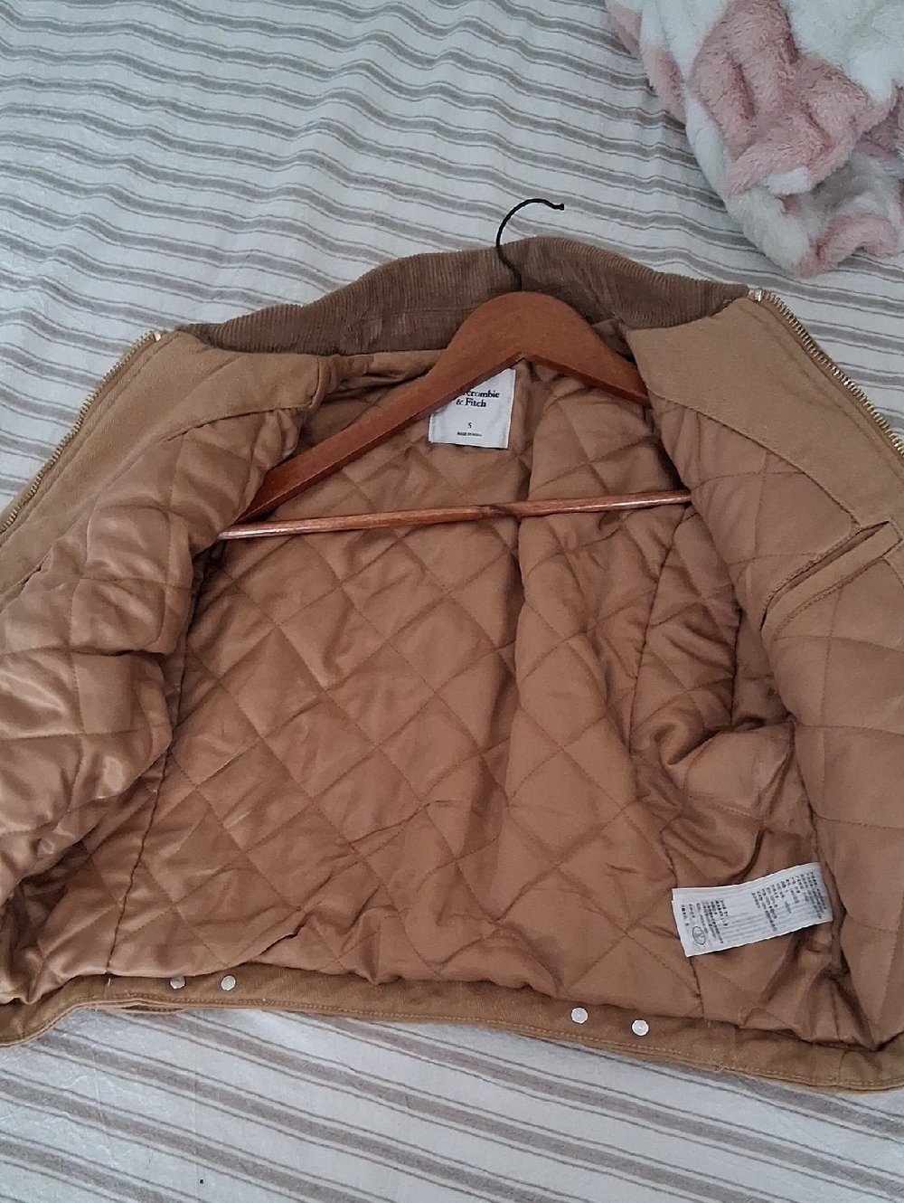 Jacket - Picture 7 of 7